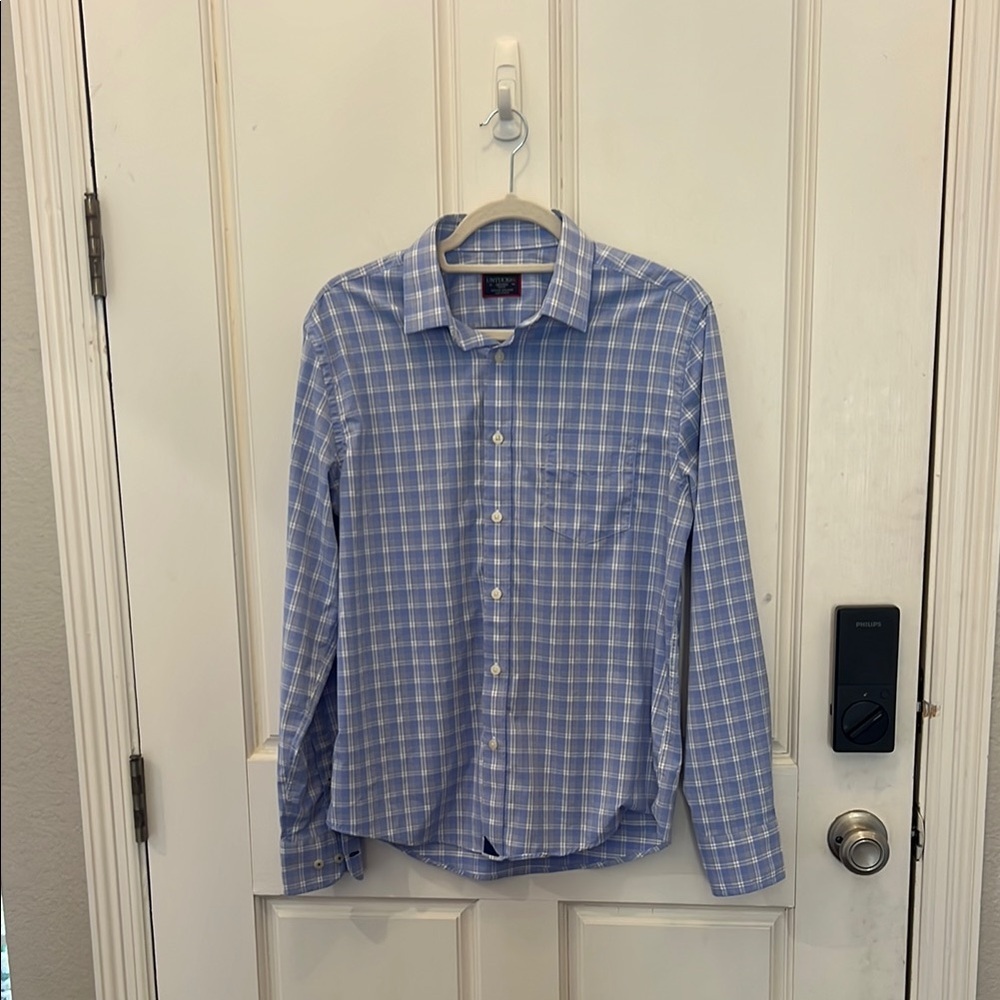 EUC UNTUCKit Zonte blue plaid shirt. Medium slim fit